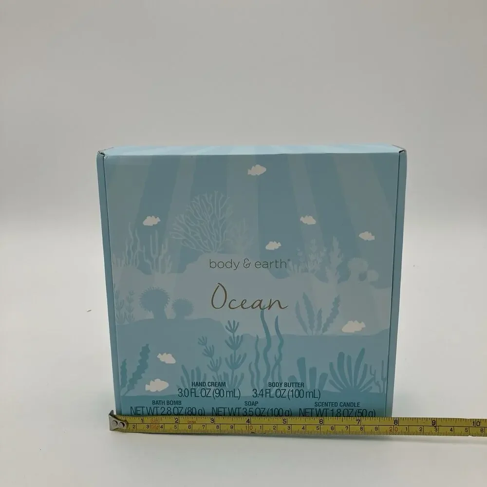 Body & Earth Spa Gift Bath and Body Set, Ocean Scented Spa Box for Her